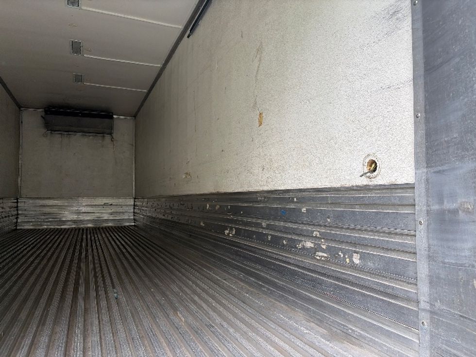 Refrigerated Truck-Light and Medium Duty Trucks-Hino-2019-268-Atlanta (Forest Park)-GA-281,680\n\t\tmiles-$ 39,750 - Image 12