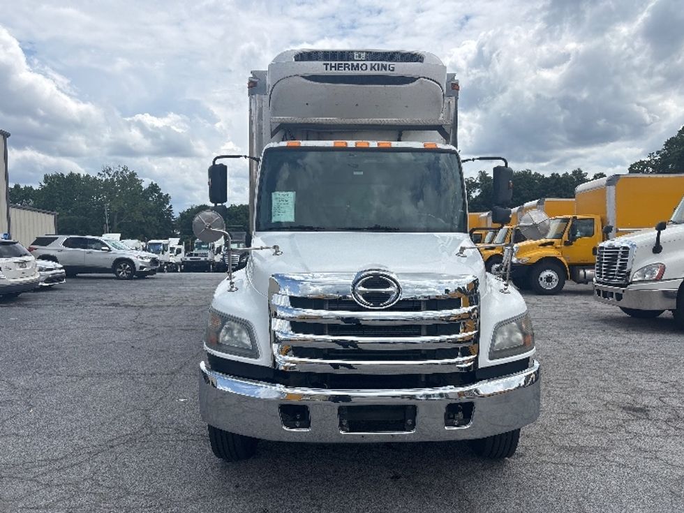 Refrigerated Truck-Light and Medium Duty Trucks-Hino-2019-268-Atlanta (Forest Park)-GA-281,680\n\t\tmiles-$ 39,750 - Image 2
