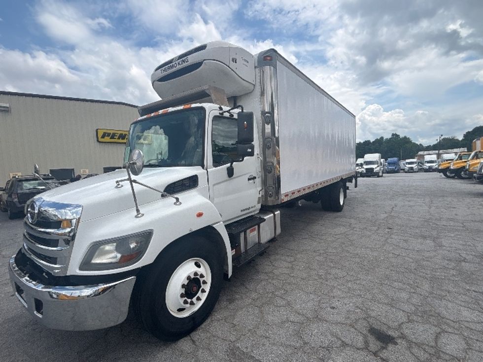 Refrigerated Truck-Light and Medium Duty Trucks-Hino-2019-268-Atlanta (Forest Park)-GA-281,680\n\t\tmiles-$ 39,750 - Image 28
