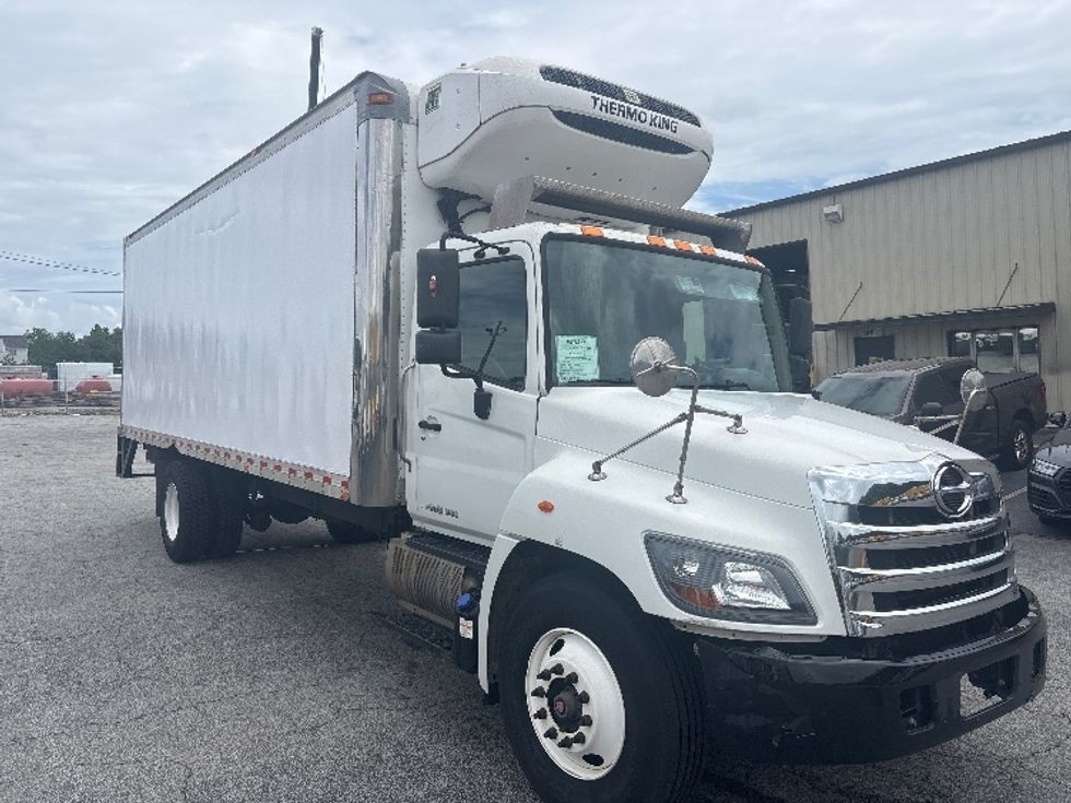 Refrigerated Truck-Light and Medium Duty Trucks-Hino-2019-268-Atlanta (Forest Park)-GA-287,270\n\t\tmiles-$ 32,000 - Image 1