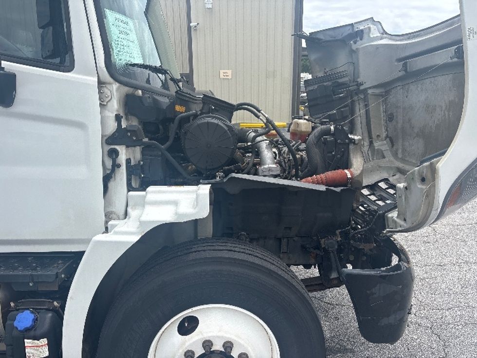 Refrigerated Truck-Light and Medium Duty Trucks-Hino-2019-268-Atlanta (Forest Park)-GA-287,270\n\t\tmiles-$ 32,000 - Image 23