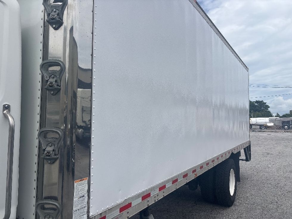Refrigerated Truck-Light and Medium Duty Trucks-Hino-2019-268-Atlanta (Forest Park)-GA-287,270\n\t\tmiles-$ 32,000 - Image 25