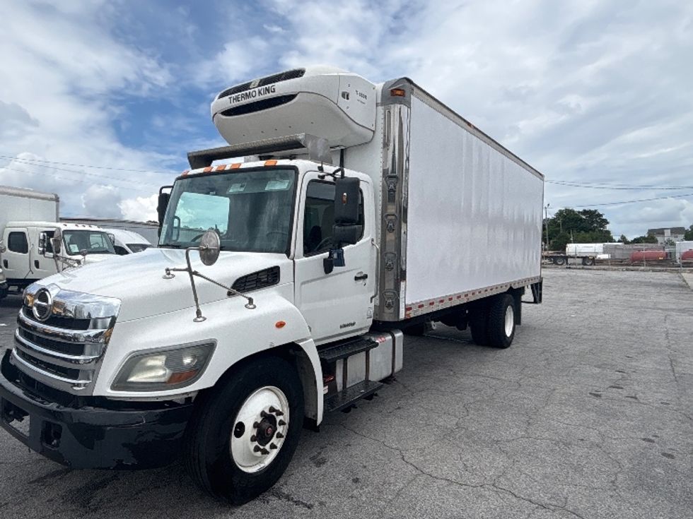 Refrigerated Truck-Light and Medium Duty Trucks-Hino-2019-268-Atlanta (Forest Park)-GA-287,270\n\t\tmiles-$ 32,000 - Image 3