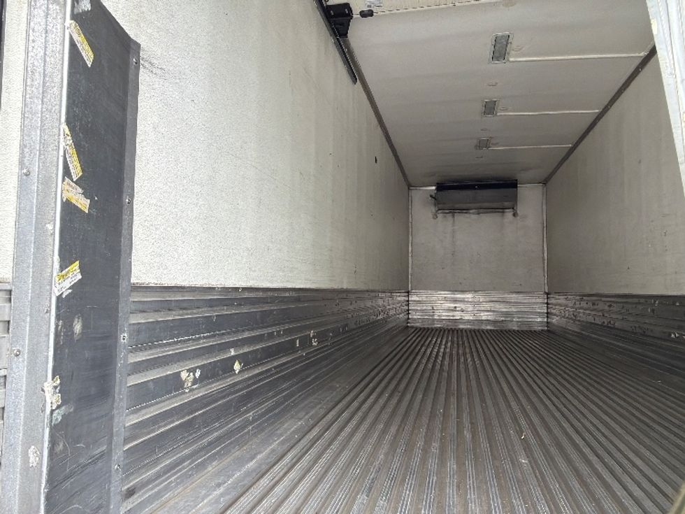 Refrigerated Truck-Light and Medium Duty Trucks-Hino-2019-268-Atlanta (Forest Park)-GA-328,856\n\t\tmiles-$ 29,000 - Image 11
