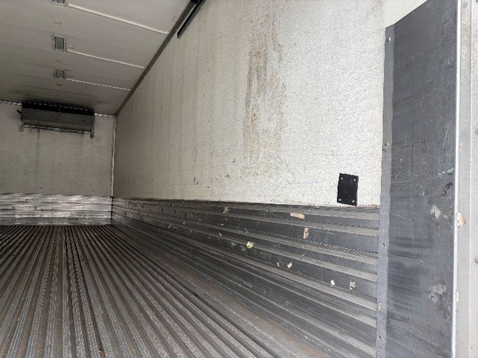Refrigerated Truck-Light and Medium Duty Trucks-Hino-2019-268-Atlanta (Forest Park)-GA-328,856\n\t\tmiles-$ 29,000 - Image 12