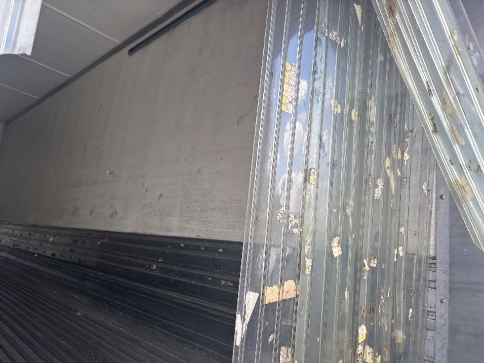 Refrigerated Truck-Light and Medium Duty Trucks-Hino-2019-268-Atlanta (Forest Park)-GA-338,845\n\t\tmiles-$ 25,750 - Image 12