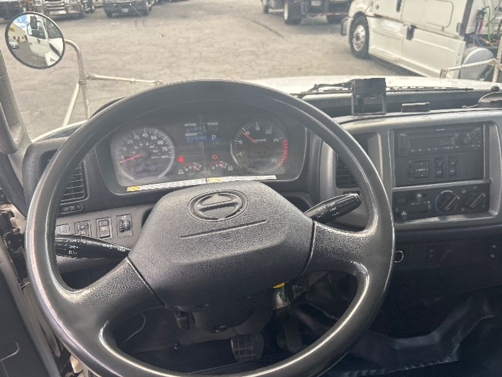 Refrigerated Truck-Light and Medium Duty Trucks-Hino-2019-268-Atlanta (Forest Park)-GA-338,845\n\t\tmiles-$ 25,750 - Image 18