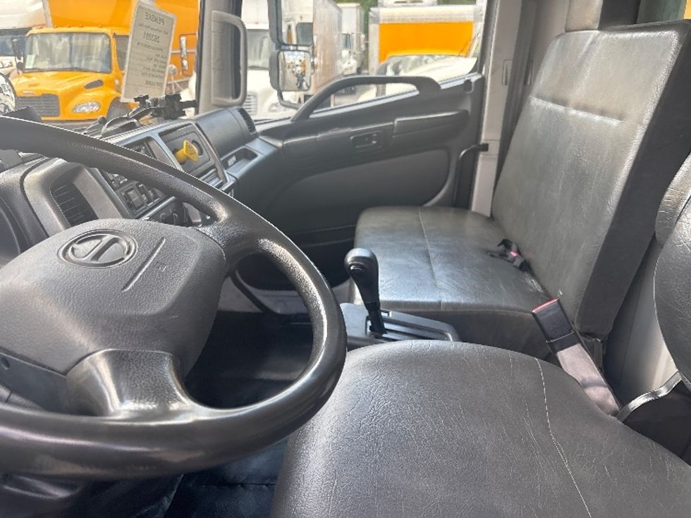 Refrigerated Truck-Light and Medium Duty Trucks-Hino-2019-268-Atlanta (Forest Park)-GA-338,845\n\t\tmiles-$ 25,750 - Image 19