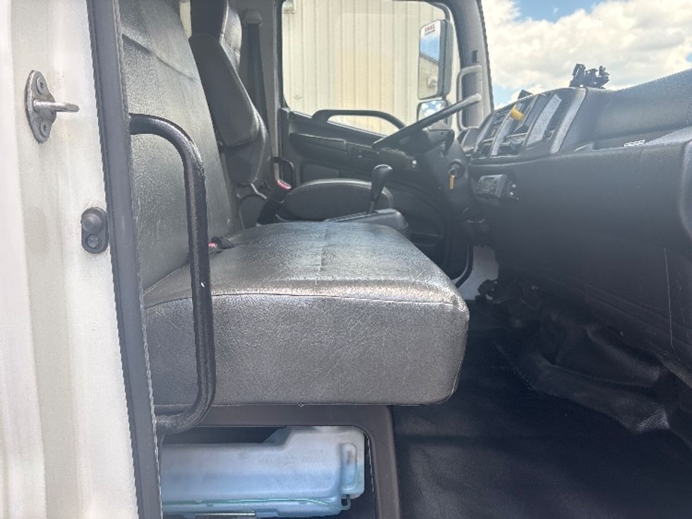 Refrigerated Truck-Light and Medium Duty Trucks-Hino-2019-268-Atlanta (Forest Park)-GA-338,845\n\t\tmiles-$ 25,750 - Image 22
