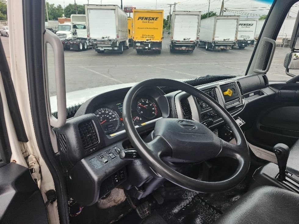 Refrigerated Truck-Light and Medium Duty Trucks-Hino-2019-268-Baltimore-MD-254,426\n\t\tmiles-$ 46,000 - Image 17