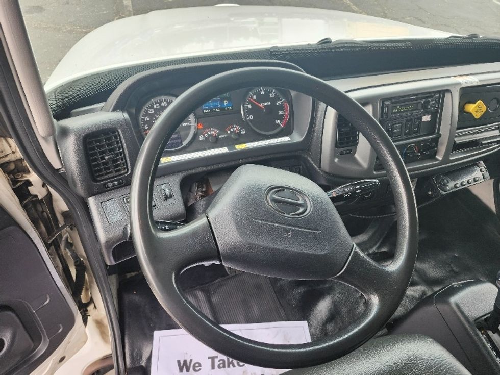 Refrigerated Truck-Light and Medium Duty Trucks-Hino-2019-268-Baltimore-MD-254,426\n\t\tmiles-$ 46,000 - Image 18