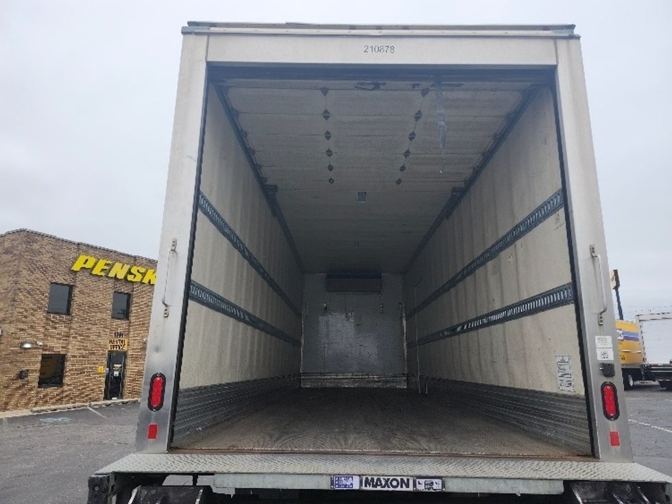 Refrigerated Truck-Light and Medium Duty Trucks-Hino-2019-268-Baltimore-MD-254,426\n\t\tmiles-$ 46,000 - Image 8