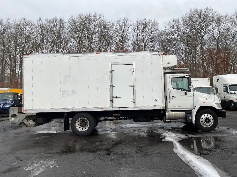 Refrigerated Truck-Light and Medium Duty Trucks-Hino-2019-268-Braintree-MA-162,015\n\t\tmiles-$ 53,000 - Image 15