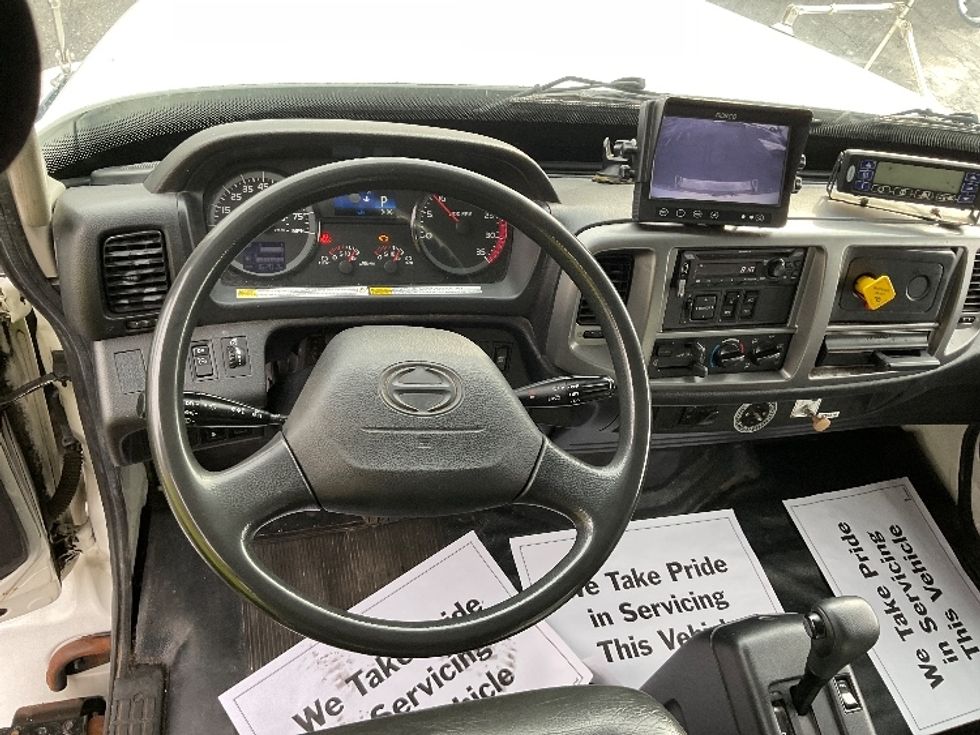 Refrigerated Truck-Light and Medium Duty Trucks-Hino-2019-268-Braintree-MA-162,015\n\t\tmiles-$ 53,000 - Image 18