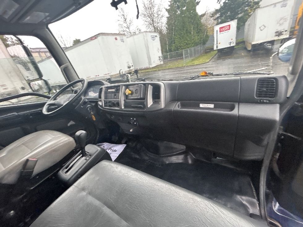 Refrigerated Truck-Light and Medium Duty Trucks-Hino-2019-268-Clackamas-OR-142,229\n\t\tmiles-$ 43,250 - Image 20
