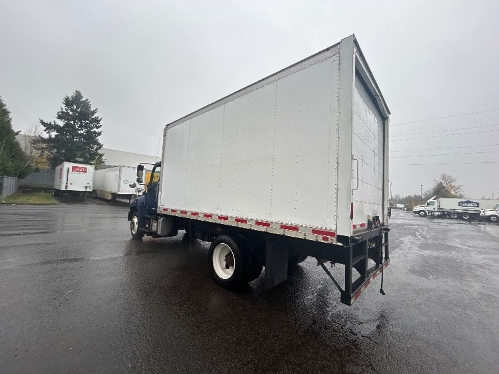 Refrigerated Truck-Light and Medium Duty Trucks-Hino-2019-268-Clackamas-OR-142,229\n\t\tmiles-$ 43,250 - Image 6
