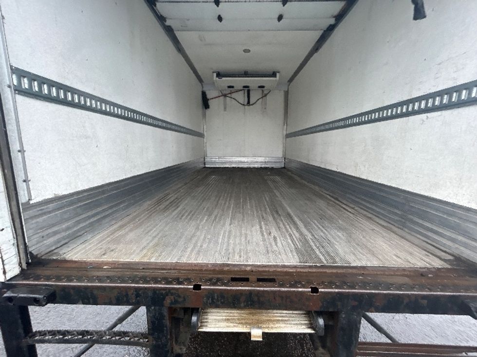 Refrigerated Truck-Light and Medium Duty Trucks-Hino-2019-268-Clackamas-OR-142,229\n\t\tmiles-$ 43,250 - Image 9