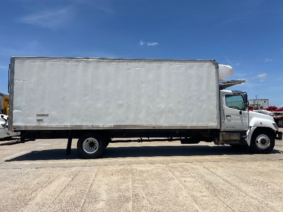 Refrigerated Truck-Light and Medium Duty Trucks-Hino-2019-268-Corpus Christi-TX-261,864\n\t\tmiles-$ 33,250 - Image 15