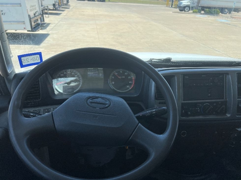 Refrigerated Truck-Light and Medium Duty Trucks-Hino-2019-268-Corpus Christi-TX-261,864\n\t\tmiles-$ 33,250 - Image 18