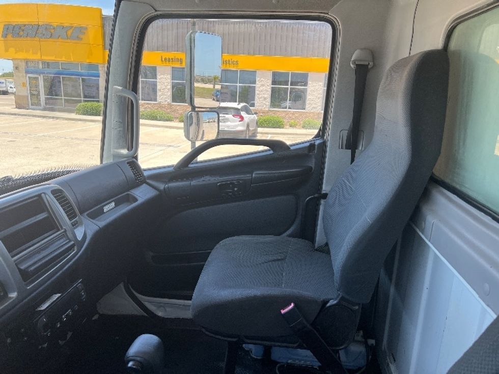 Refrigerated Truck-Light and Medium Duty Trucks-Hino-2019-268-Corpus Christi-TX-261,864\n\t\tmiles-$ 33,250 - Image 19