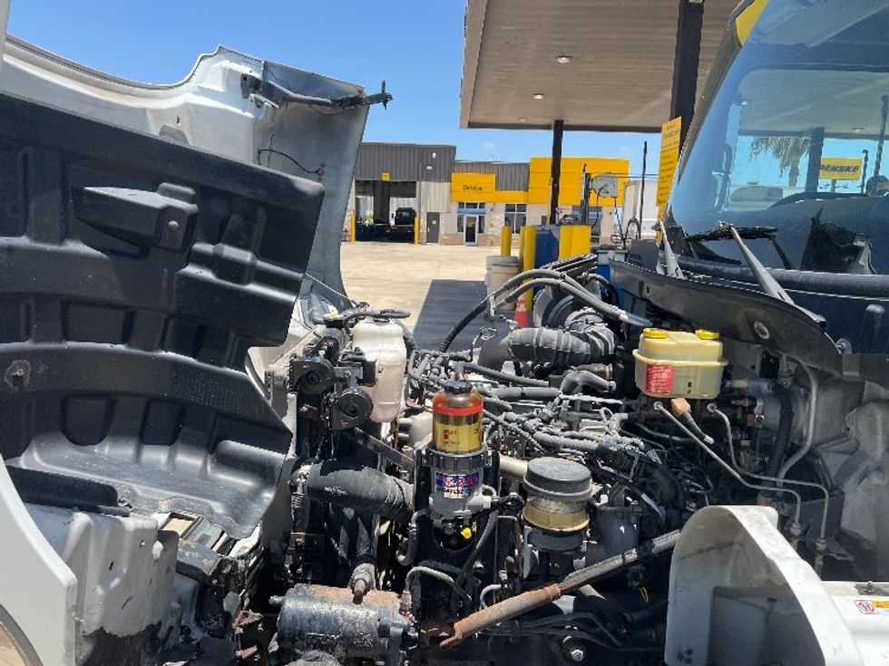 Refrigerated Truck-Light and Medium Duty Trucks-Hino-2019-268-Corpus Christi-TX-261,864\n\t\tmiles-$ 33,250 - Image 24