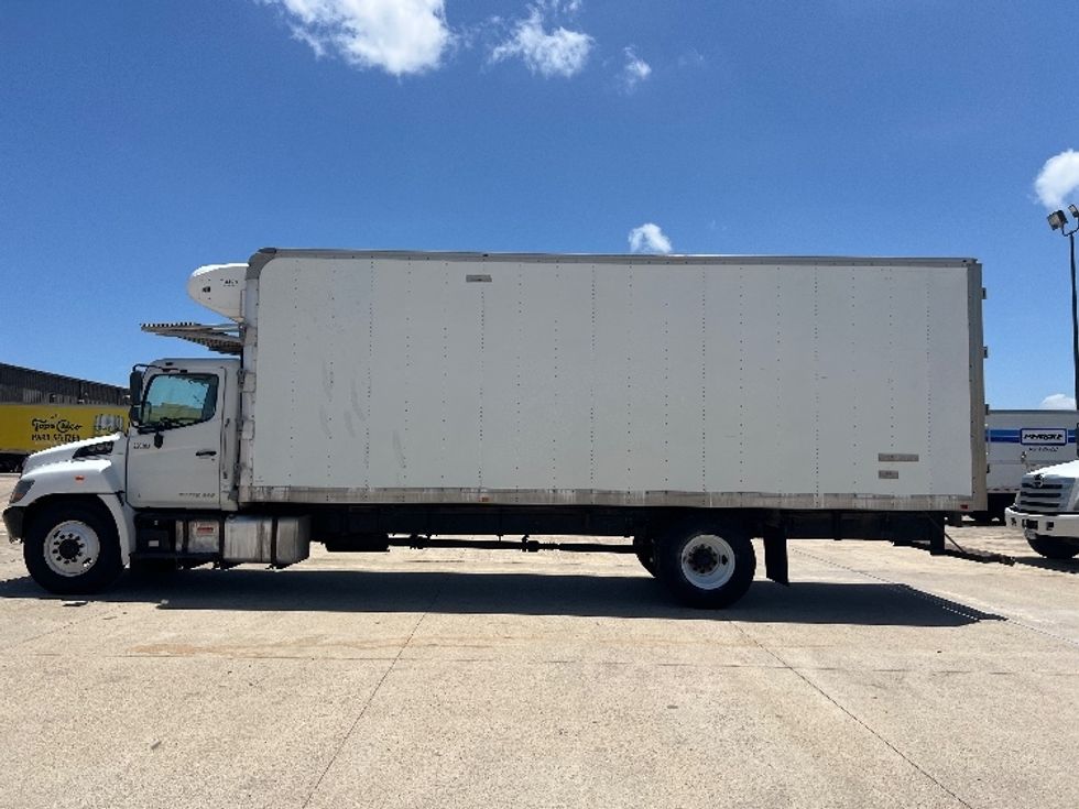 Refrigerated Truck-Light and Medium Duty Trucks-Hino-2019-268-Corpus Christi-TX-261,864\n\t\tmiles-$ 33,250 - Image 4