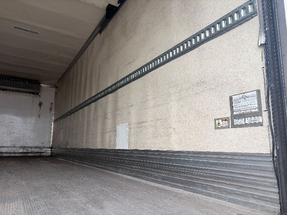 Refrigerated Truck-Light and Medium Duty Trucks-Hino-2019-268-Dallas-TX-172,658\n\t\tmiles-$ 58,750 - Image 12