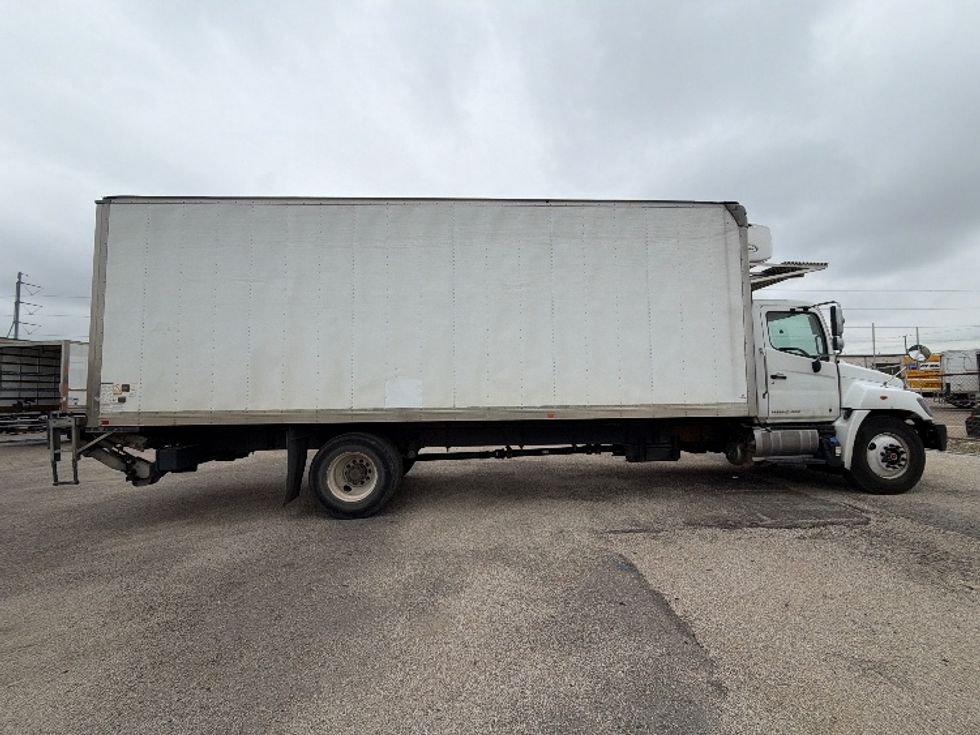 Refrigerated Truck-Light and Medium Duty Trucks-Hino-2019-268-Dallas-TX-172,658\n\t\tmiles-$ 58,750 - Image 15