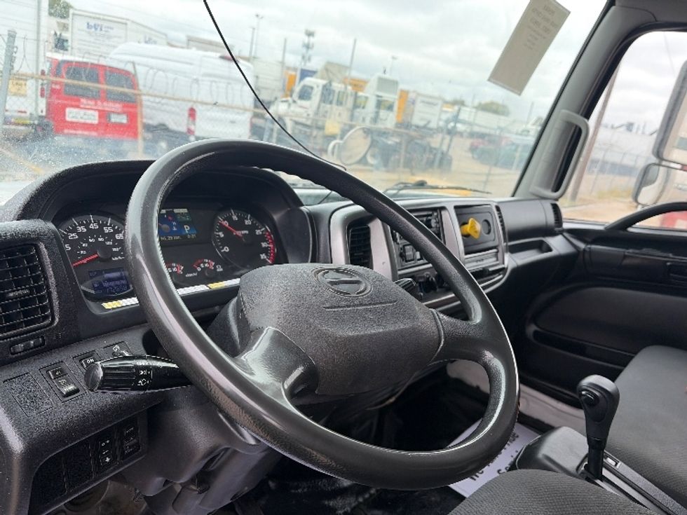 Refrigerated Truck-Light and Medium Duty Trucks-Hino-2019-268-Dallas-TX-172,658\n\t\tmiles-$ 58,750 - Image 17