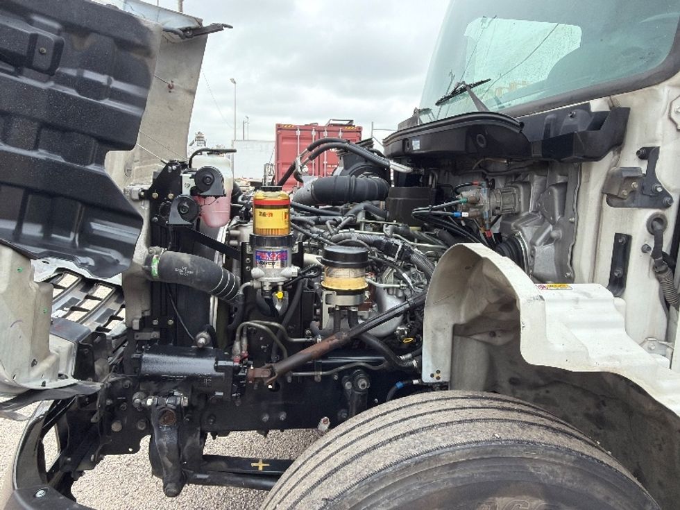 Refrigerated Truck-Light and Medium Duty Trucks-Hino-2019-268-Dallas-TX-172,658\n\t\tmiles-$ 58,750 - Image 24