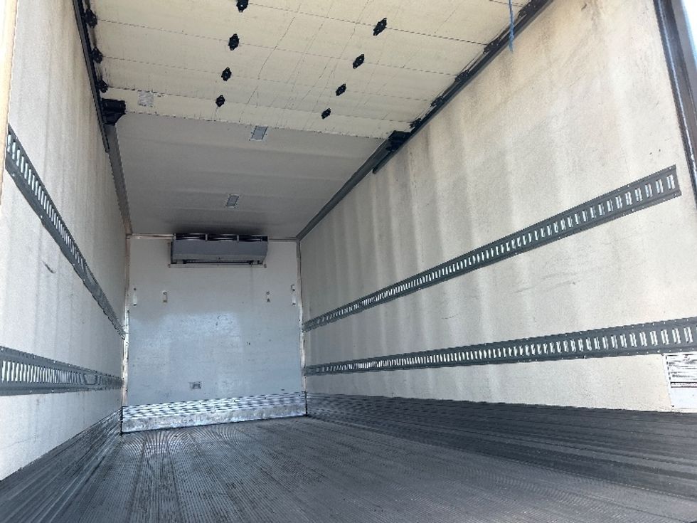 Refrigerated Truck-Light and Medium Duty Trucks-Hino-2019-268-Fontana-CA-104,946\n\t\tmiles-$ 60,000 - Image 12