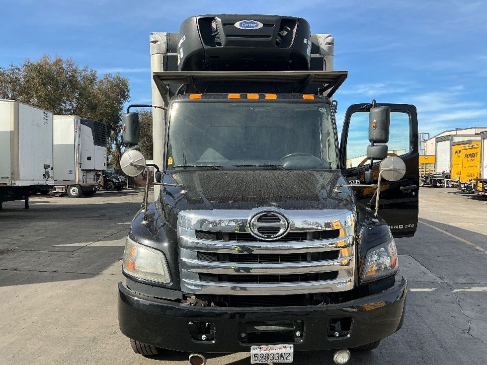 Refrigerated Truck-Light and Medium Duty Trucks-Hino-2019-268-Fontana-CA-265,795\n\t\tmiles-$ 39,750 - Image 2
