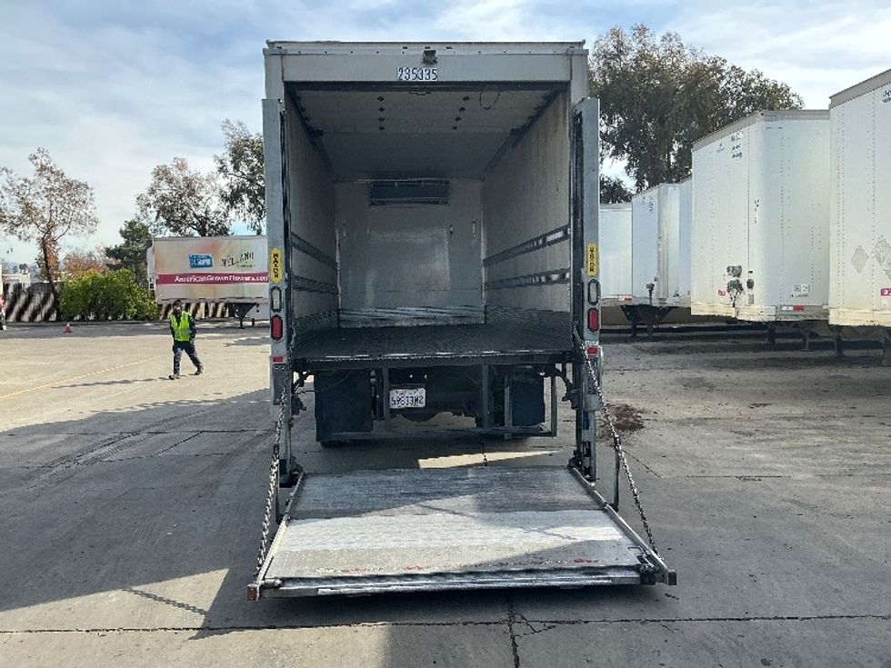Refrigerated Truck-Light and Medium Duty Trucks-Hino-2019-268-Fontana-CA-265,795\n\t\tmiles-$ 39,750 - Image 9