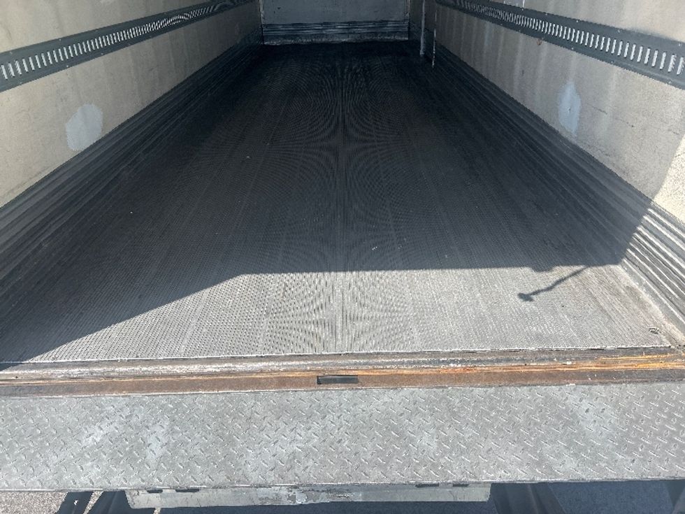 Refrigerated Truck-Light and Medium Duty Trucks-Hino-2019-268-Fontana-CA-317,788\n\t\tmiles-$ 37,750 - Image 10