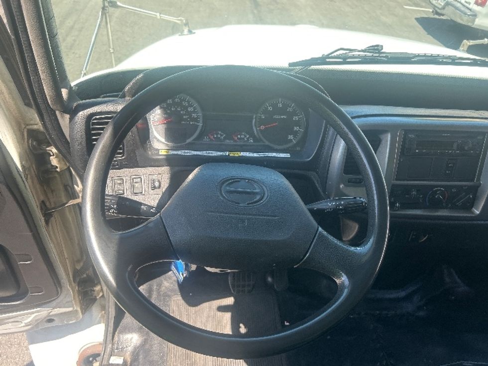 Refrigerated Truck-Light and Medium Duty Trucks-Hino-2019-268-Fontana-CA-317,788\n\t\tmiles-$ 37,750 - Image 18