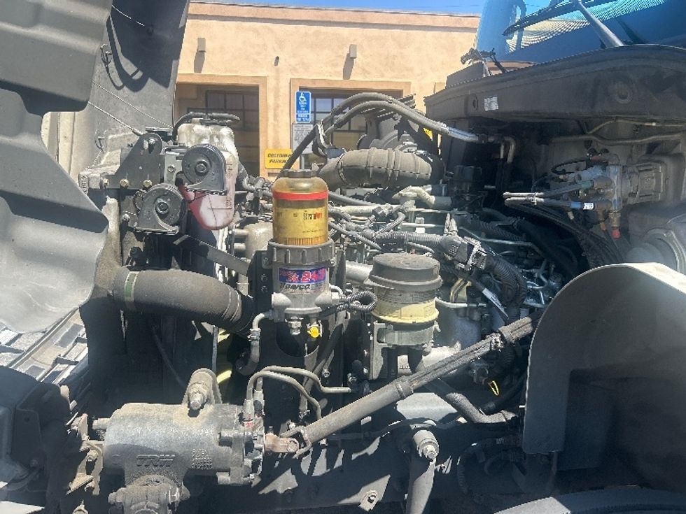 Refrigerated Truck-Light and Medium Duty Trucks-Hino-2019-268-Fontana-CA-317,788\n\t\tmiles-$ 37,750 - Image 23