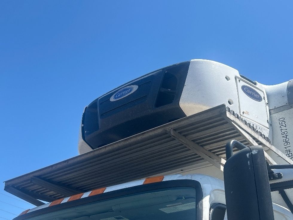 Refrigerated Truck-Light and Medium Duty Trucks-Hino-2019-268-Fontana-CA-317,788\n\t\tmiles-$ 37,750 - Image 24