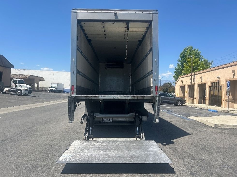 Refrigerated Truck-Light and Medium Duty Trucks-Hino-2019-268-Fontana-CA-317,788\n\t\tmiles-$ 37,750 - Image 9