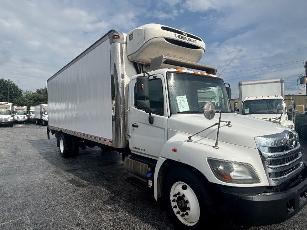Refrigerated Truck-Light and Medium Duty Trucks-Hino-2019-268-Forest Park-GA-220,403\n\t\tmiles-$ 40,000 - Image 1