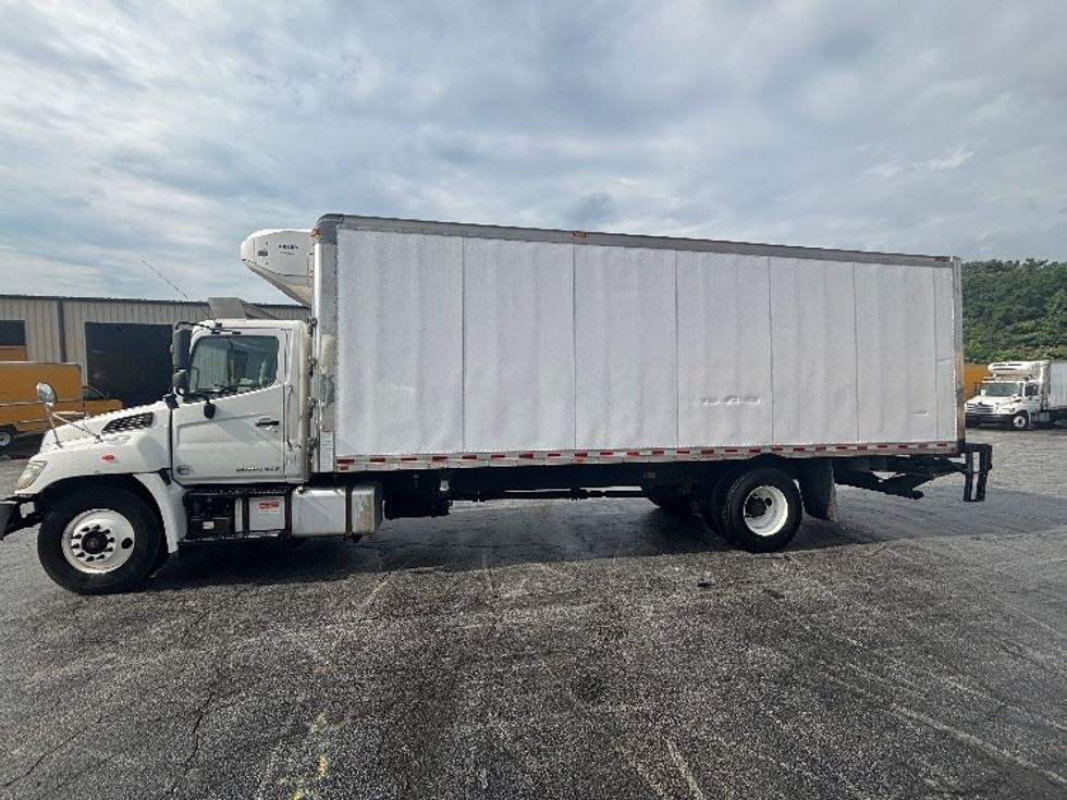 Refrigerated Truck-Light and Medium Duty Trucks-Hino-2019-268-Forest Park-GA-220,403\n\t\tmiles-$ 40,000 - Image 4