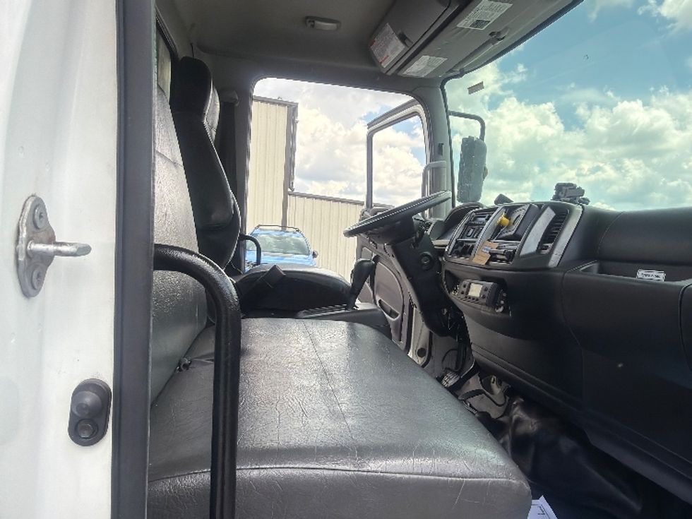 Refrigerated Truck-Light and Medium Duty Trucks-Hino-2019-268-Forest Park-GA-241,746\n\t\tmiles-$ 47,250 - Image 19