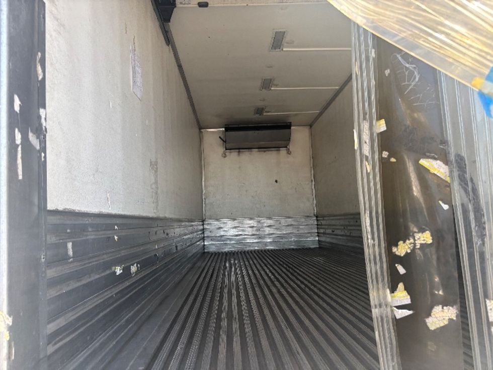 Refrigerated Truck-Light and Medium Duty Trucks-Hino-2019-268-Forest Park-GA-260,977\n\t\tmiles-$ 39,250 - Image 11