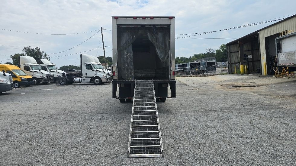 Refrigerated Truck-Light and Medium Duty Trucks-Hino-2019-268-Forest Park-GA-260,977\n\t\tmiles-$ 39,250 - Image 9