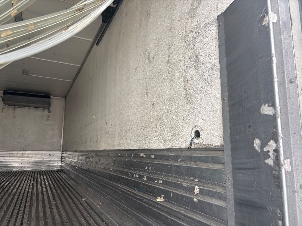 Refrigerated Truck-Light and Medium Duty Trucks-Hino-2019-268-Forest Park-GA-273,138\n\t\tmiles-$ 38,000 - Image 12