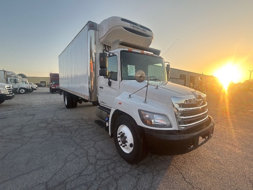 Refrigerated Truck-Light and Medium Duty Trucks-Hino-2019-268-Forest Park-GA-317,696\n\t\tmiles-$ 28,750 - Image 1