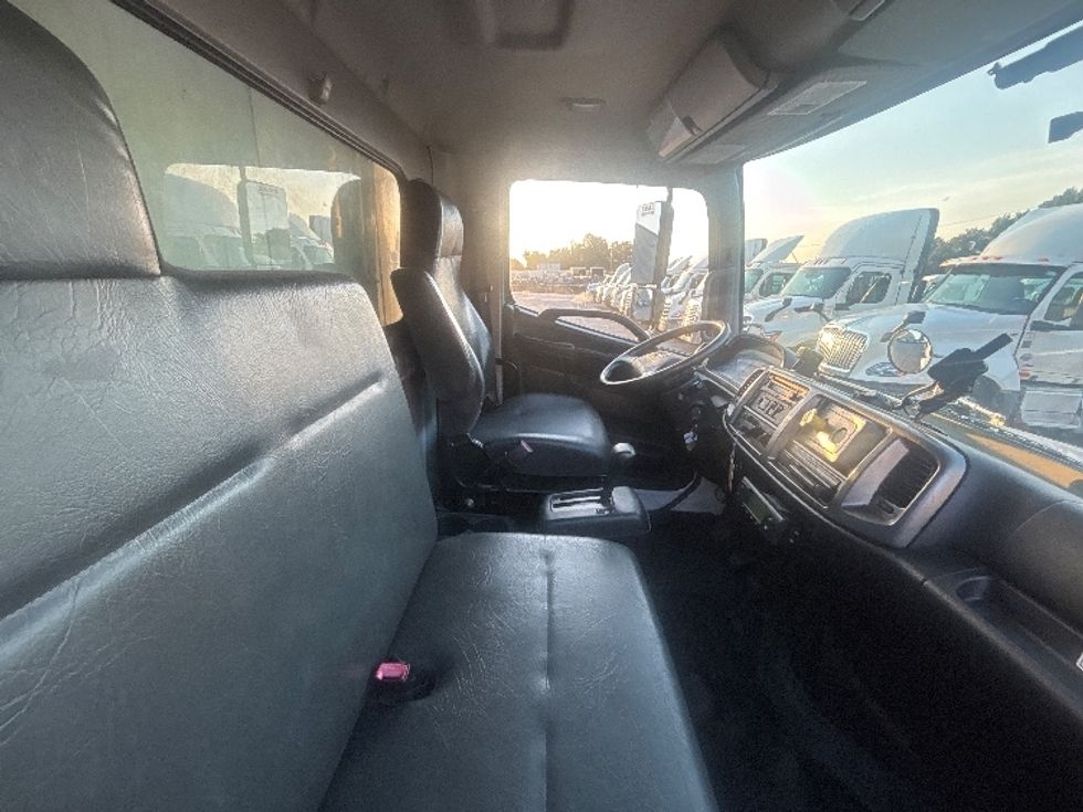 Refrigerated Truck-Light and Medium Duty Trucks-Hino-2019-268-Forest Park-GA-317,696\n\t\tmiles-$ 28,750 - Image 22