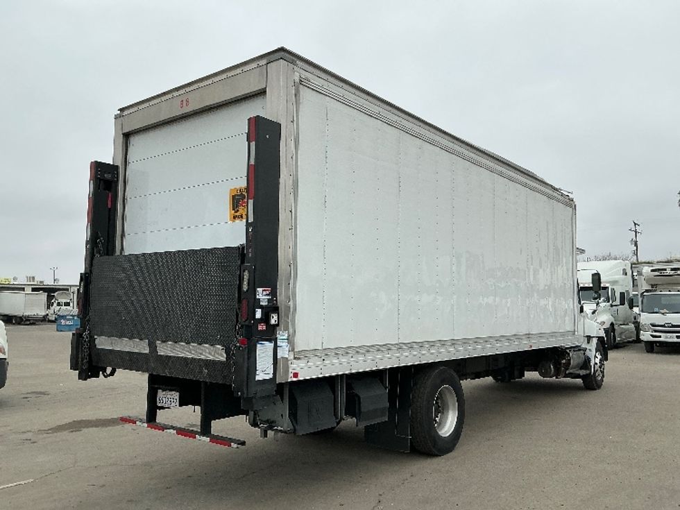Refrigerated Truck-Light and Medium Duty Trucks-Hino-2019-268-Fresno-CA-65,162\n\t\tmiles-$ 73,000 - Image 13