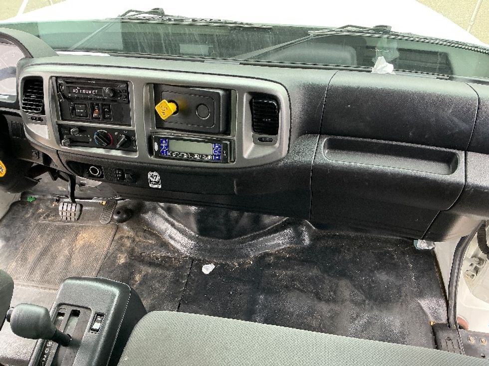 Refrigerated Truck-Light and Medium Duty Trucks-Hino-2019-268-Fresno-CA-65,162\n\t\tmiles-$ 73,000 - Image 21