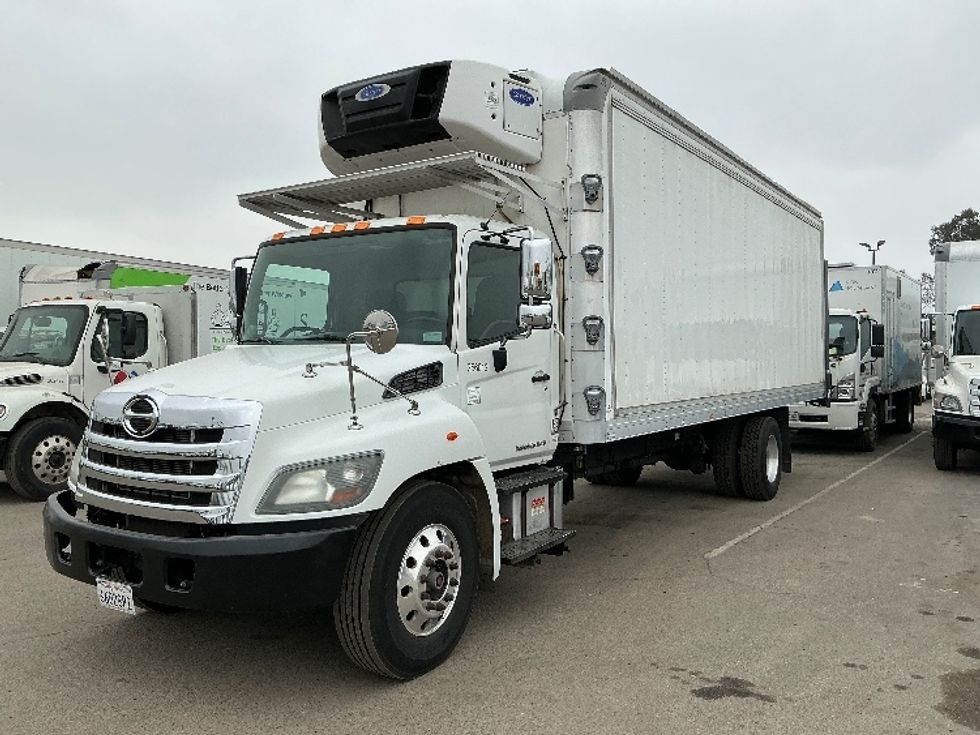 Refrigerated Truck-Light and Medium Duty Trucks-Hino-2019-268-Fresno-CA-65,162\n\t\tmiles-$ 73,000 - Image 3