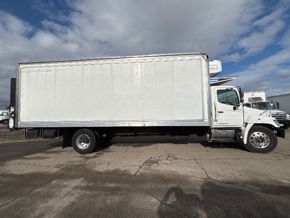 Refrigerated Truck-Light and Medium Duty Trucks-Hino-2019-268-Fresno-CA-66,779\n\t\tmiles-$ 72,750 - Image 14